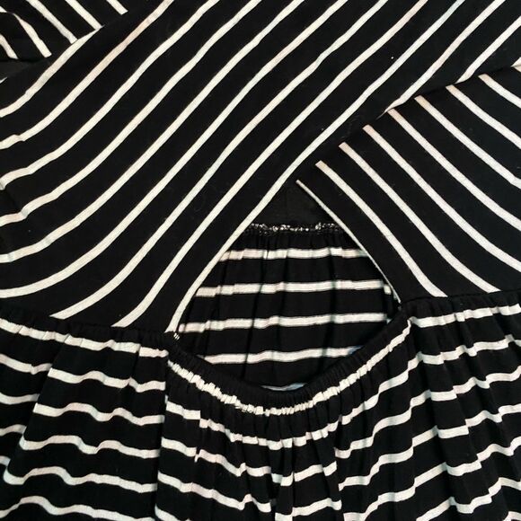 LOFT Black & White Striped Crossover Keyhole Back Sleeveless Mini Dress M Petite - Picture 10 of 10